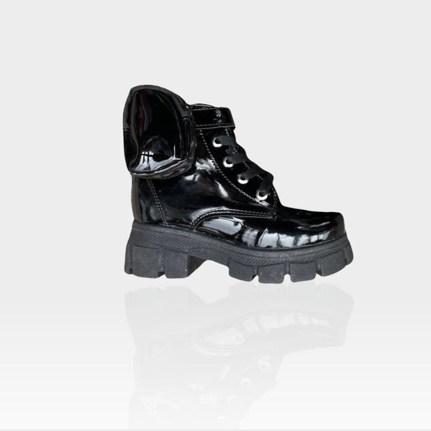 Mini boots in black